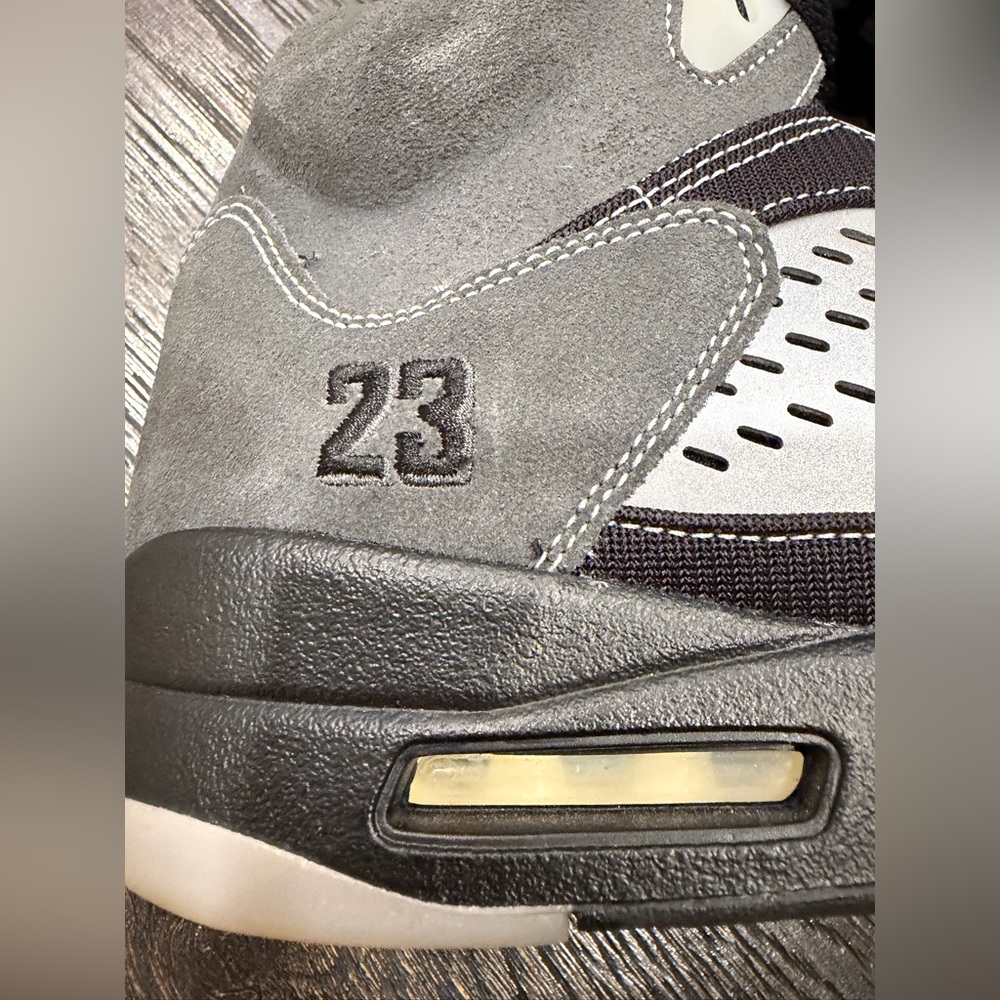 Air Jordans Jordan 5 Retro Anthracite BlackGrey Mesh and Suede High Top size 12 - Picture 2 of 10